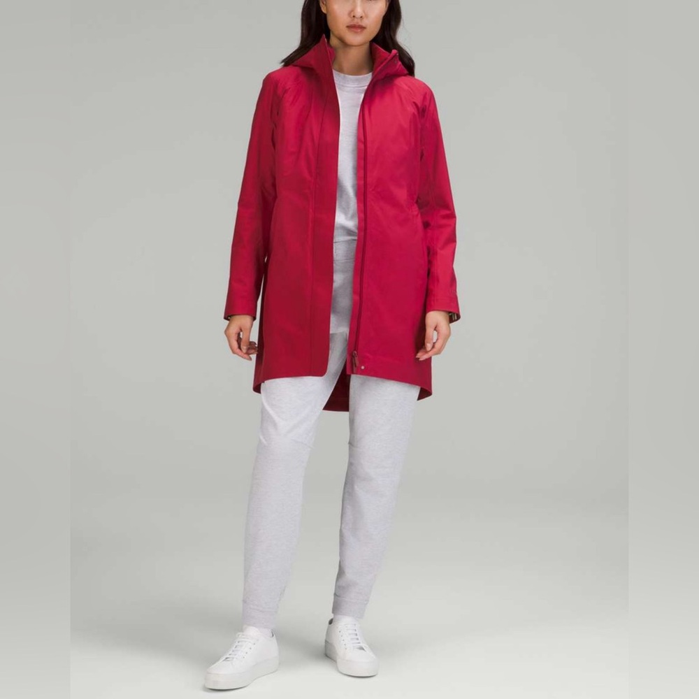 🆕 Lululemon🍋Rain Rebel Insulated Jacket Color Pomegranate Sz 4